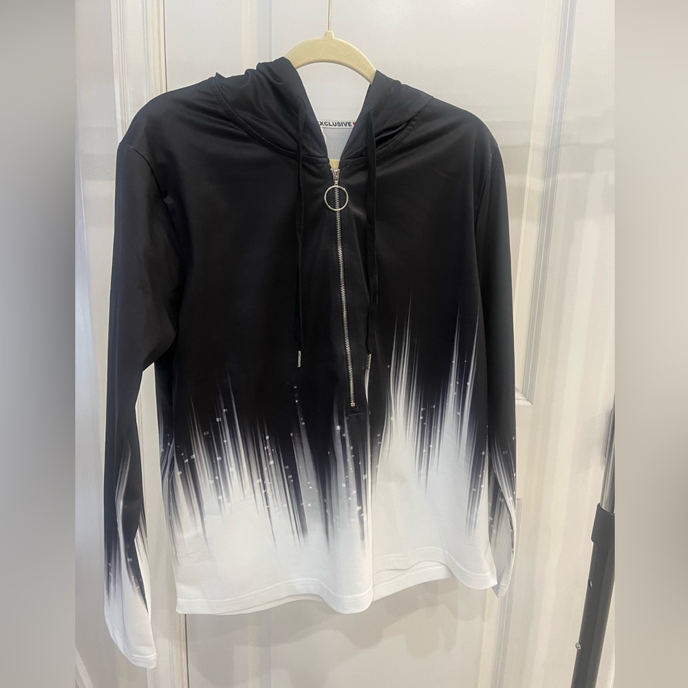 NWT stunning blouse or casual dress